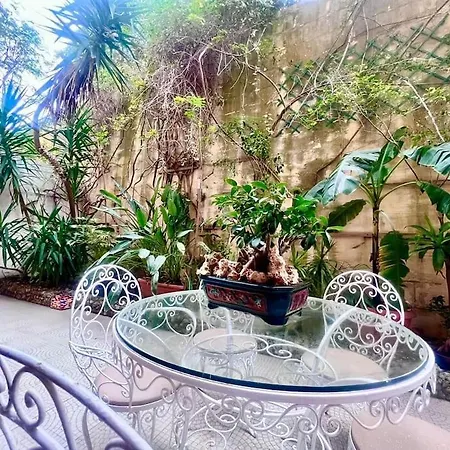 Xl Massive Art-Filled Home In Central Area, Walk To Sliema, St Julian'S Gzira Exterior photo
